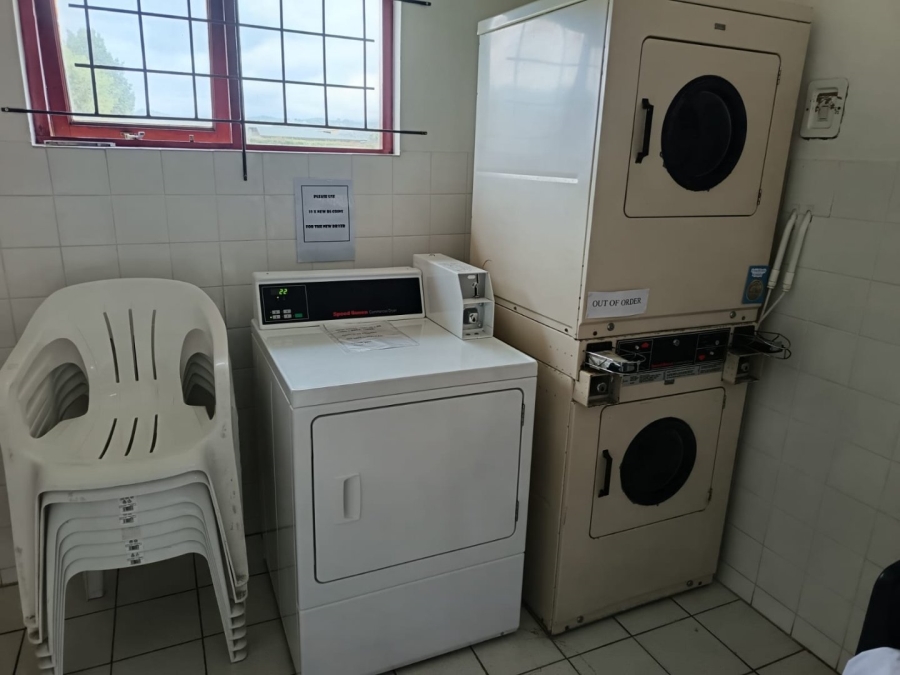 3 Bedroom Property for Sale in Brenton On Lake Western Cape